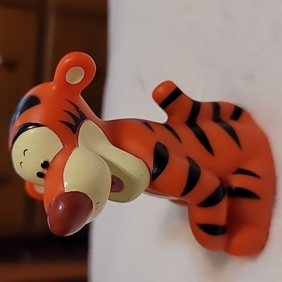 Disney Winnie The Pooh 3 inch Rubber Figure of Tigger, Train Works - Picture 5 of 7